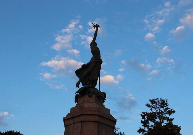 بنسيون Bendene Townhouse