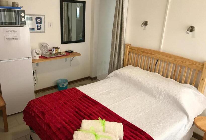 ペンション Blue Crane Guest House Bloemfontein