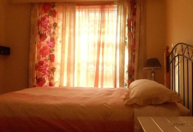 Пансион Ebenezer Guesthouse Bluewater Bay