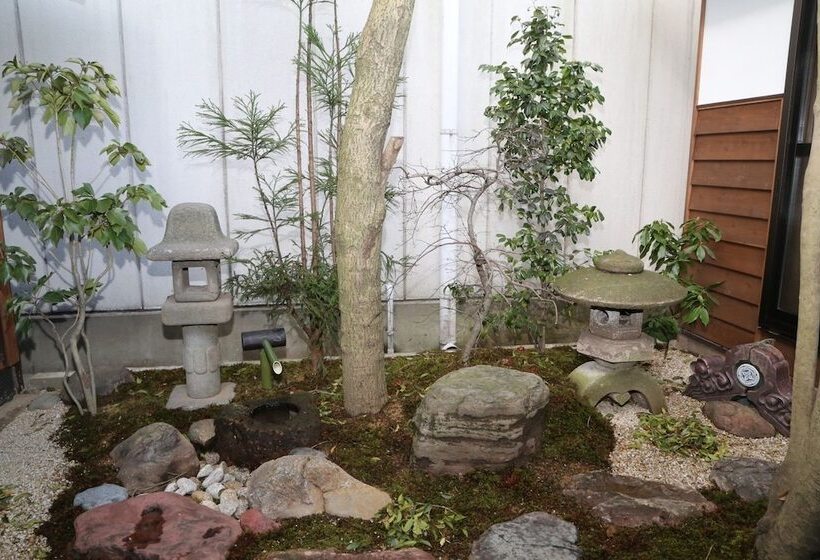 ペンション Guesthouse Mikkaichi