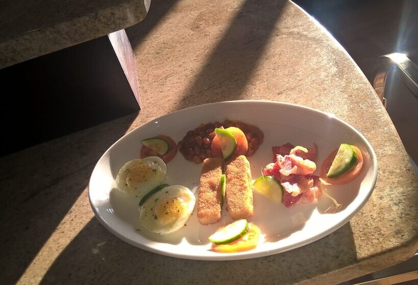 Пансион Mbombela Exclusive Guest House @ Daleen