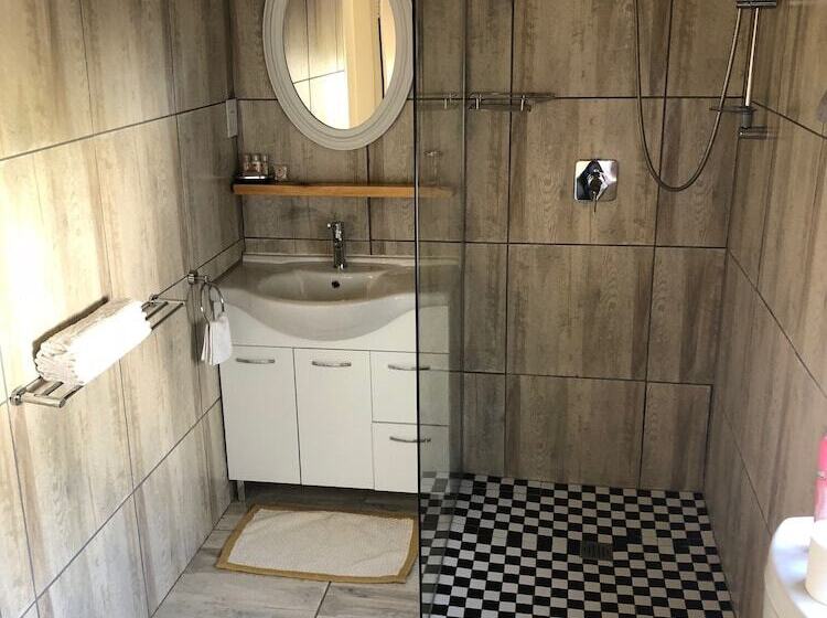 膳宿费 Muco Guest House