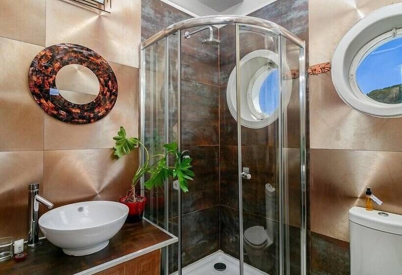 ペンション On The Estuary