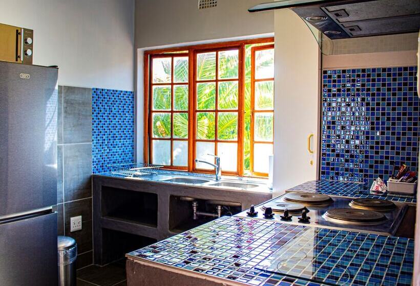 ペンション On The Estuary