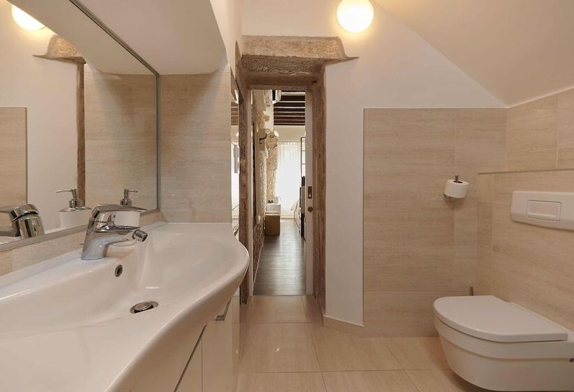 ペンション Palace Central Square