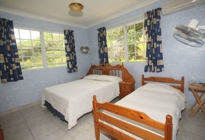 پانسیون Palm Paradise Guest House And Apartments