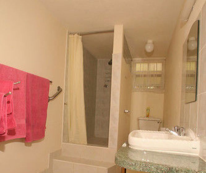 پانسیون Palm Paradise Guest House And Apartments