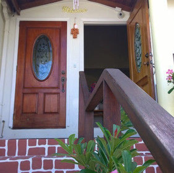 پانسیون Palm Paradise Guest House And Apartments