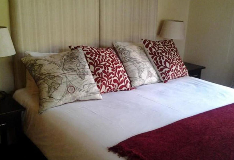 Пансион Warwick Place