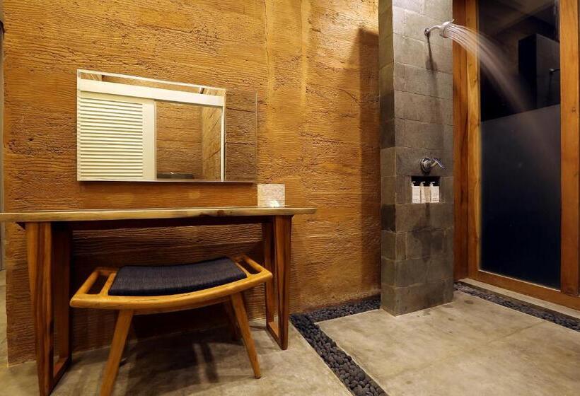 استراحتگاه Seven Havens Residence
