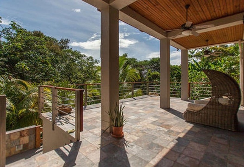 استراحتگاه Xbalanque