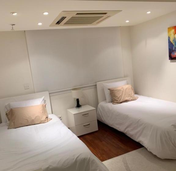 River Beach Apartment 101