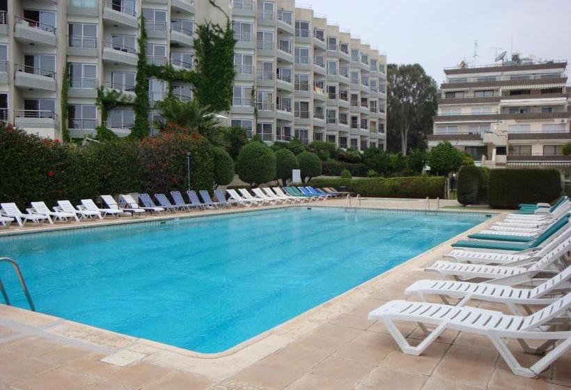 River Beach Apartment 101