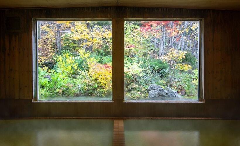 Рёкан Shiretoko Village