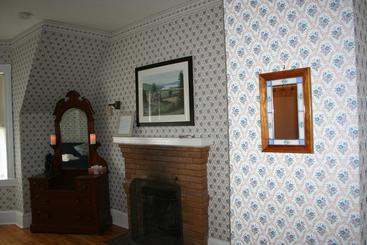 Sackville Bed And Breakfast
