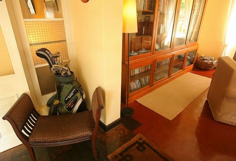 Senani Colonial Holiday Bungalow