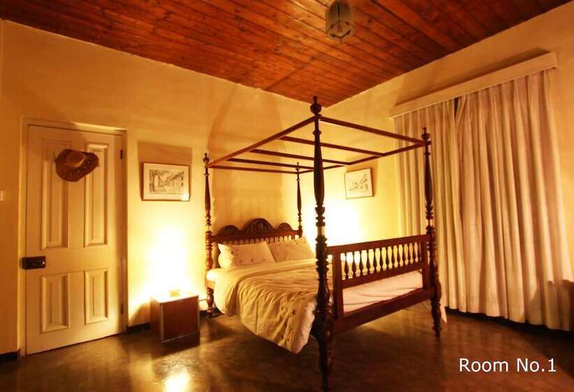 Senani Colonial Holiday Bungalow