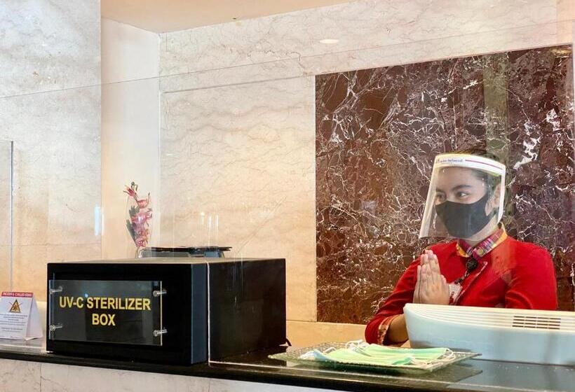 Swiss Belhotel Makassar