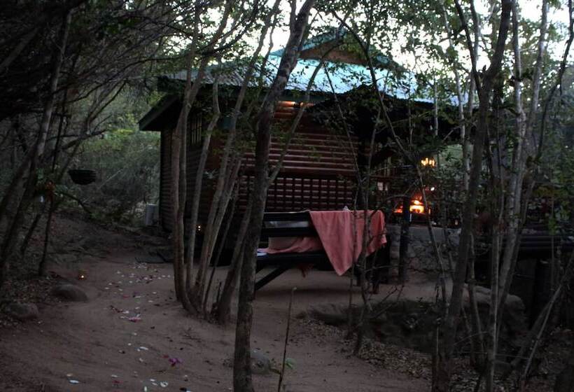 Thulamela Bed And Breakfast