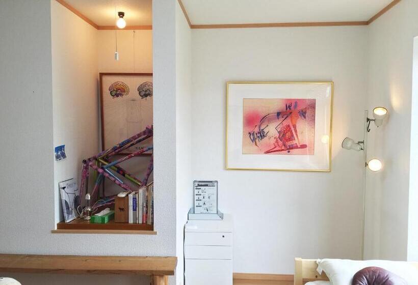 Toolate Guesthouse Toyama