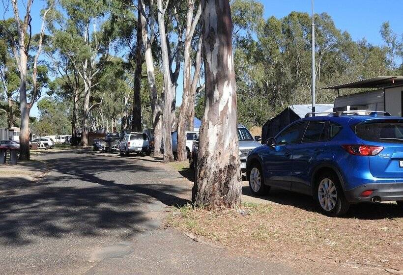 Victoria Lake Holiday Park