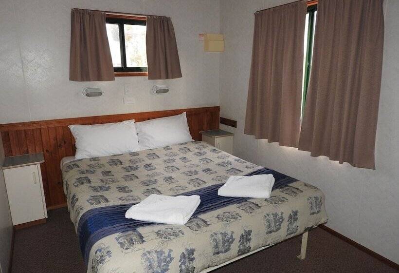 Victoria Lake Holiday Park