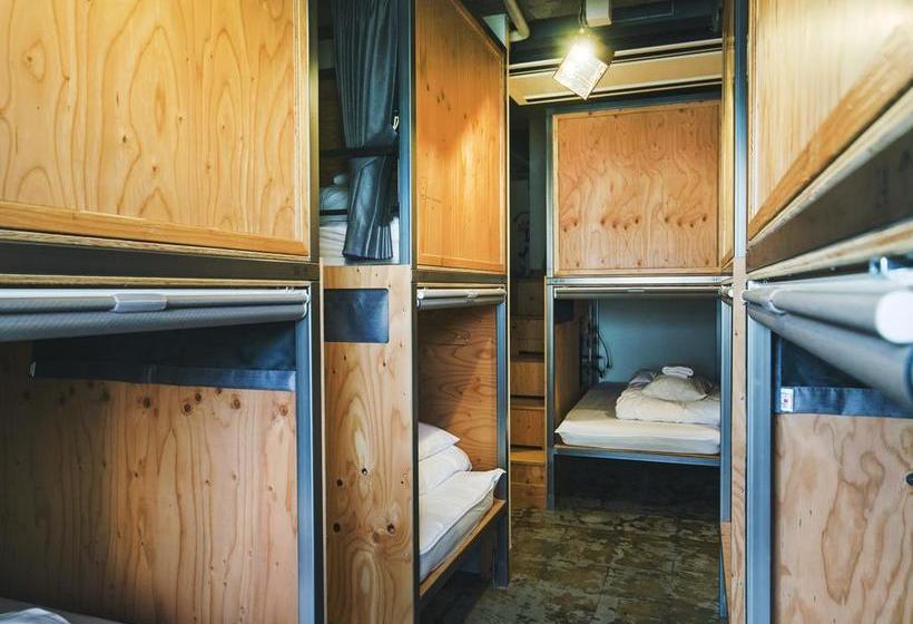 Wise Owl Hostels Tokyo