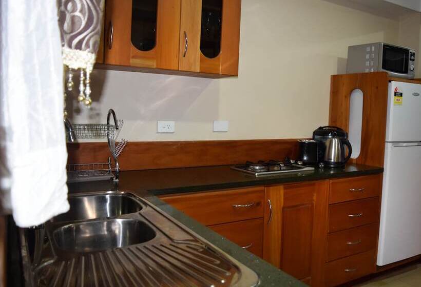 Al Minhaj Service Apartments