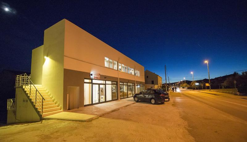 فندق صغير All Saints B&b Kastela