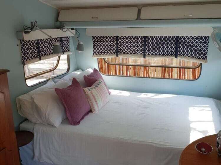 Общежитие Oasis Shanti Backpackers