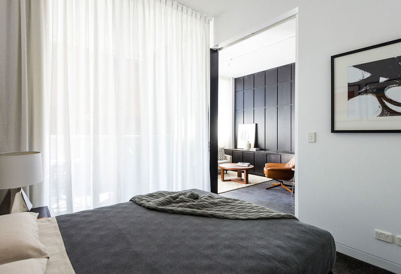 Apartment  East Central