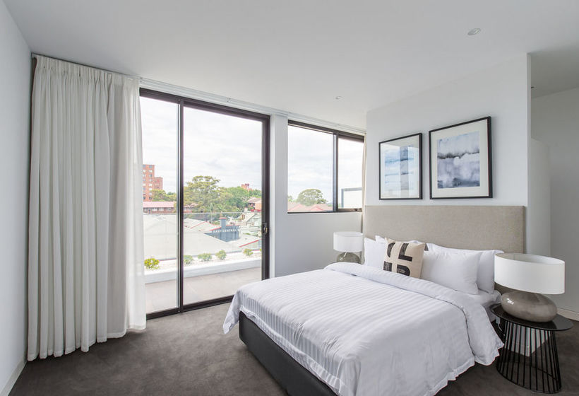 Apartment  East Central