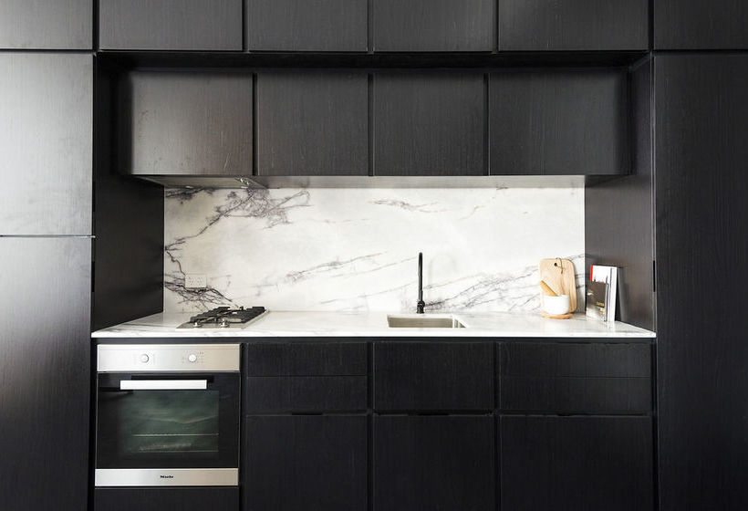 Apartment  East Central