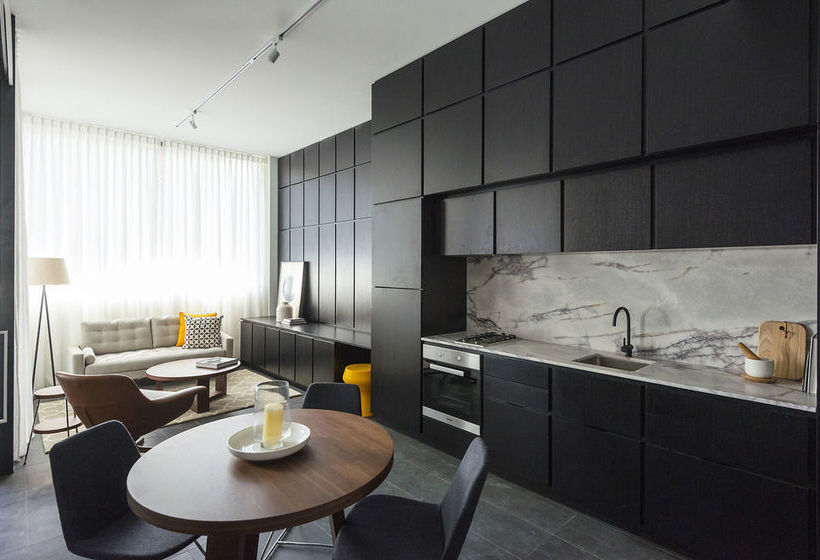 Apartment  East Central