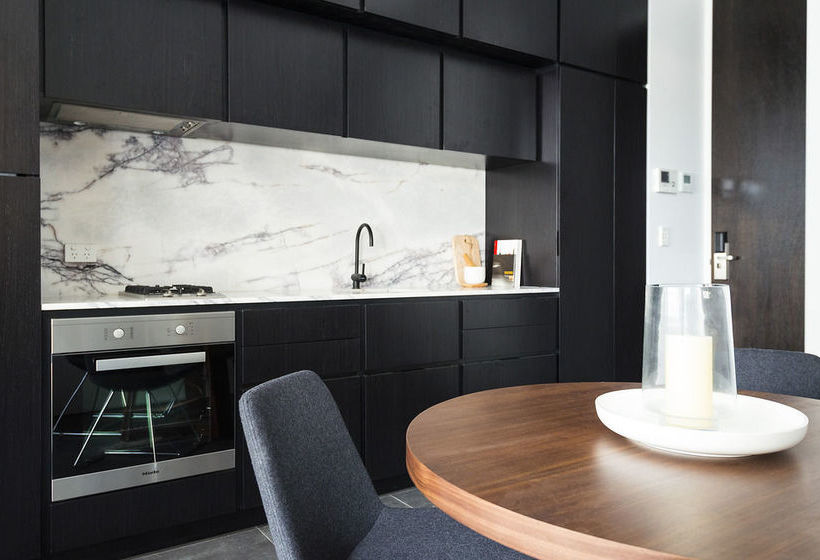 Apartment  East Central