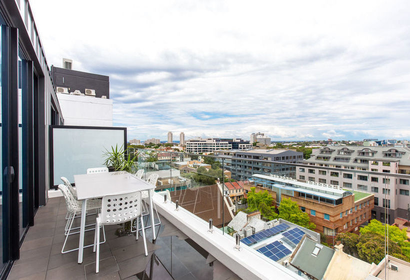 Apartment  East Central