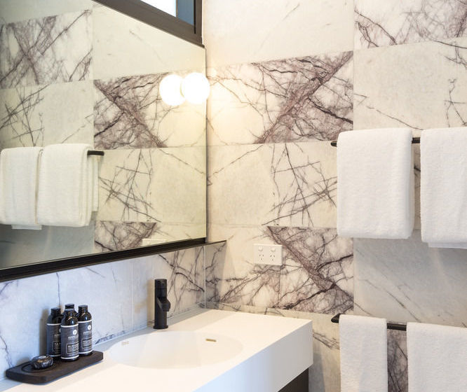 Apartment  East Central