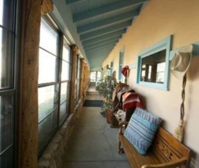 Bed and Breakfast Casa Del Gavilan Historic Inn