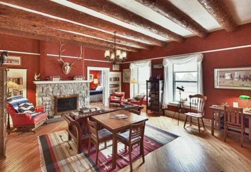 Bed and Breakfast Casa Del Gavilan Historic Inn