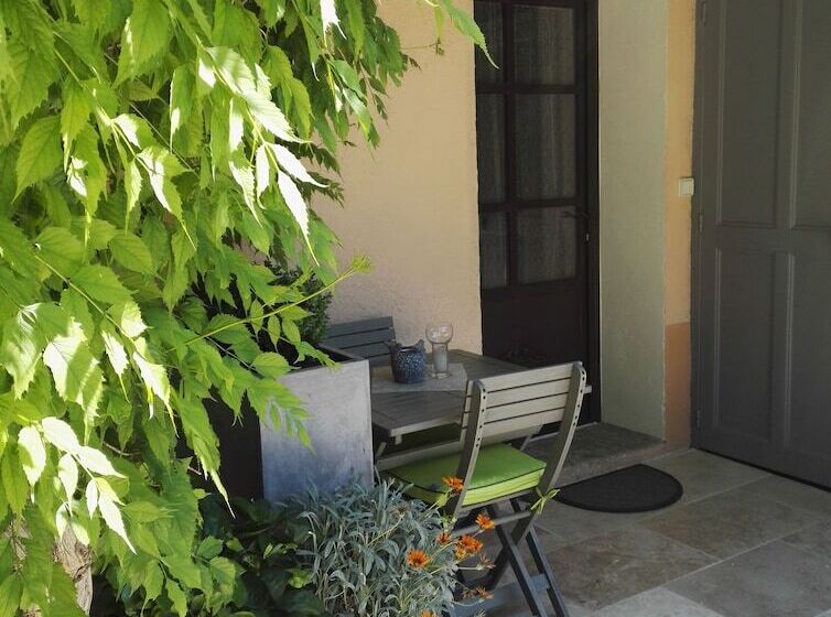 ベッドアンドブレックファースト Chambres D Hôtes La Chrysalide