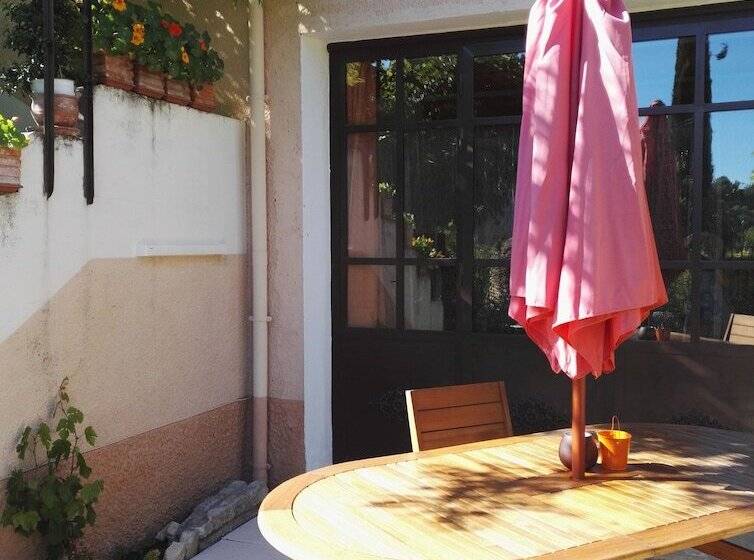 ベッドアンドブレックファースト Chambres D Hôtes La Chrysalide