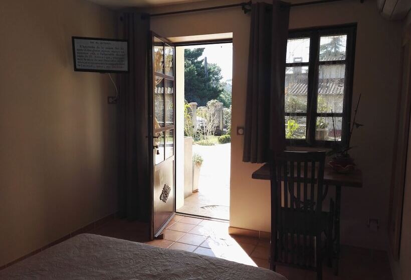 ベッドアンドブレックファースト Chambres D Hôtes La Chrysalide