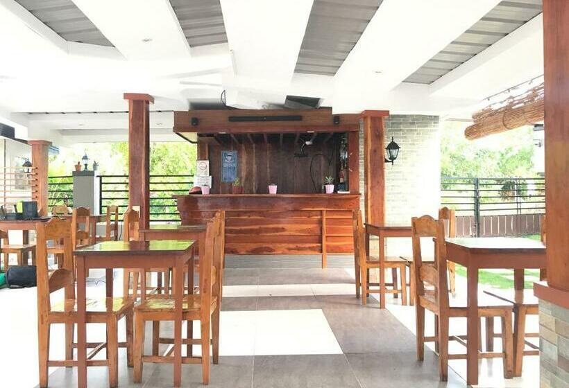 ベッドアンドブレックファースト Greenfields Tourist Inn