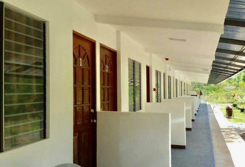 ベッドアンドブレックファースト Greenfields Tourist Inn