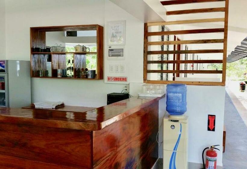 ベッドアンドブレックファースト Greenfields Tourist Inn