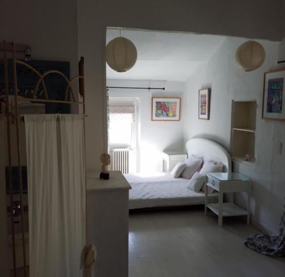 مبيت وإفطار L Oustalounet Chambres D Hotes