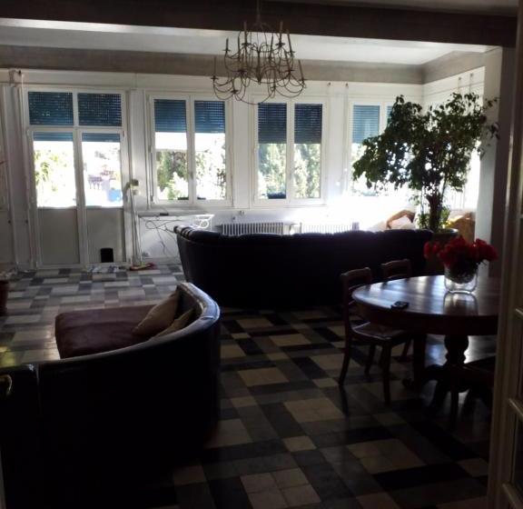 مبيت وإفطار L Oustalounet Chambres D Hotes