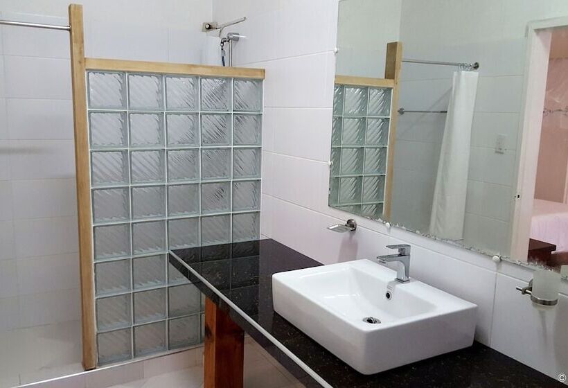 مبيت وإفطار La Casa Bianca