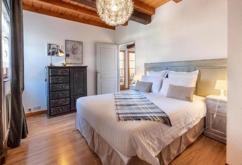 مبيت وإفطار La Cour Stfulrad