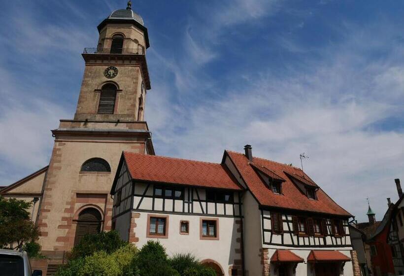 مبيت وإفطار La Cour Stfulrad